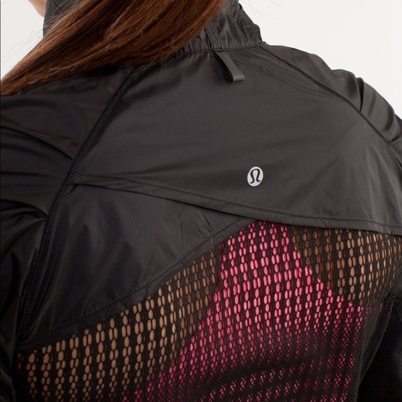 LULULEMON | Run Wild Jacket Mesh Windbreaker Black Size 4 - Picture 3 of 11